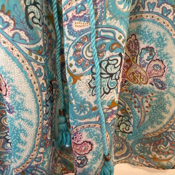 daniel rainn womens blue paisley flowy blouse Size Small Boho lightweight casual - Picture 2 of 7